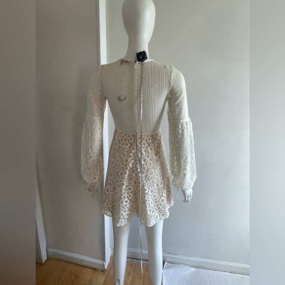 For Love & Lemons Daisy Dress Ivory Sz XS Mini Lace Long Balloon Sleeve V-neck - Picture 5 of 11
